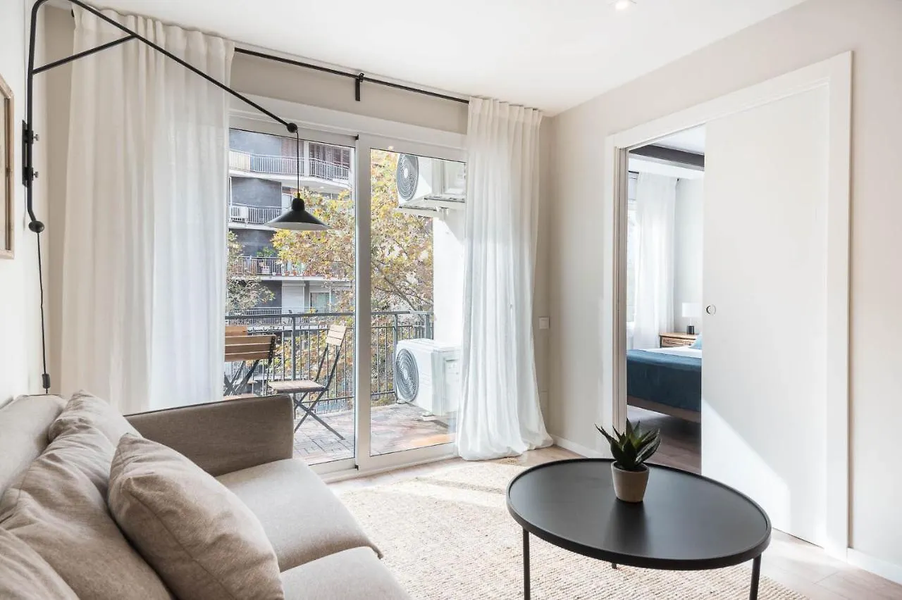 Style And Design In The Best Location Barcelona Appartement